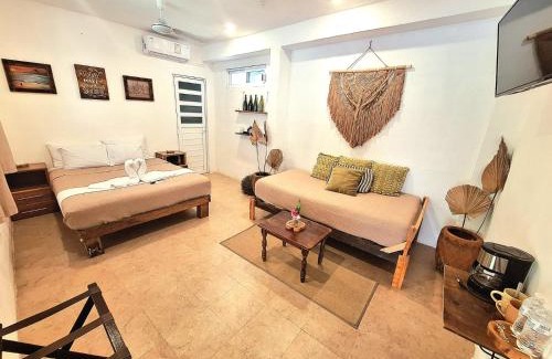 El Cuyo Hôtel | Casa Maria Bonita Hotel & Restaurant El Cuyo by Spot Rentals