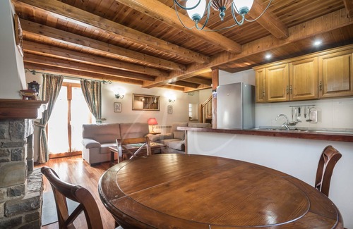 Salardu Maison | Casa Marimanha by SeaMount Rentals