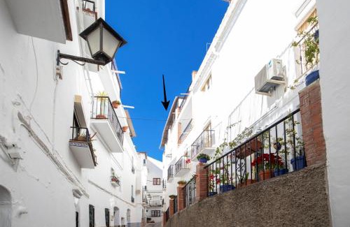 Competa Maison | Casa Marlo, Spacious House in the Lively Centre of Cómpeta