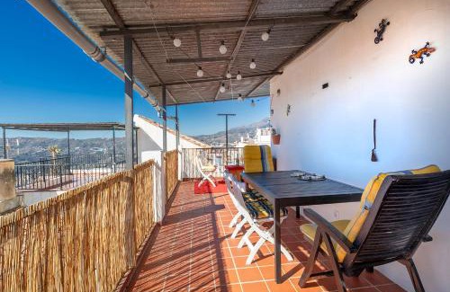 Competa Maison | Casa Marlo, Spacious House in the Lively Centre of Cómpeta