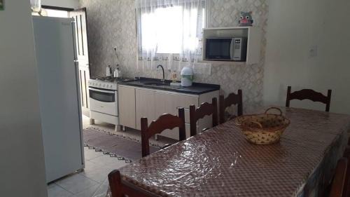 Balneario Arroio do Silva Maison | Casa Marron com vista para o mar 2, com mesa de Sinuca - 2 Km Centro