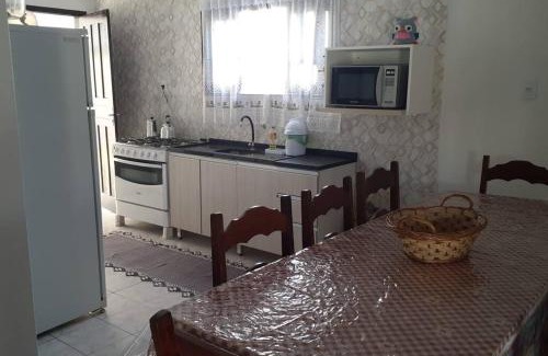 Balneario Arroio do Silva Maison | Casa Marron com vista para o mar, com mesa de Sinuca - 2 Km Centro
