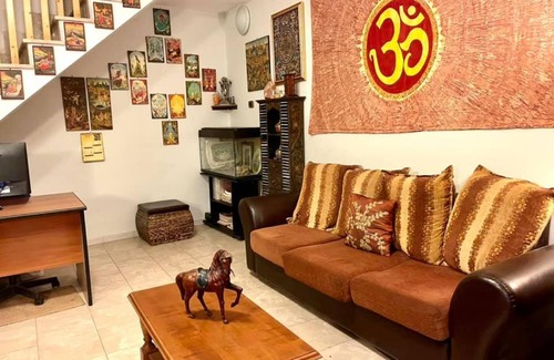 Leonforte Maison | Casa Massaggio Thai