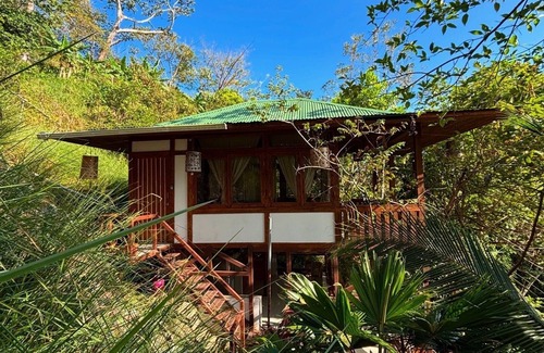 Jaco Cabine | Casa Matapalo – Jungle Casita - short distance to Jaco Beach & town