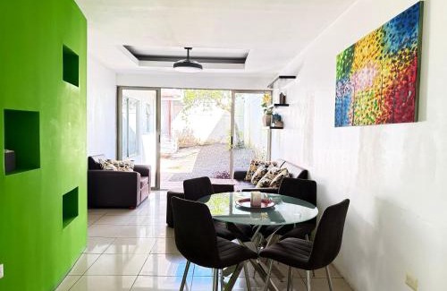 Cacique Maison | Casa Matiza, 7 min SJO airport, free parking, AC