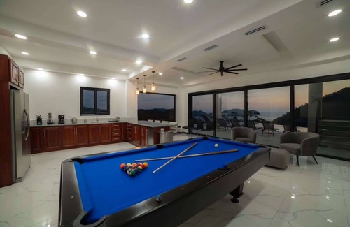 Jaco Maison | Casa Maverick. New 2024 Los Suenos Resort Private Pool Ocean View 7BR Sleeps 20