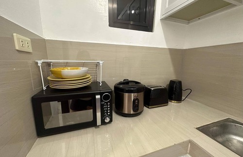 Lipa Maison | Casa Mercado IV is a cosy 2 storey furnished family-friendly house.