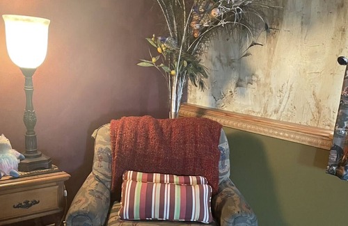 La Salle Appartement | Casa Mia Apartment 10 miles from starved rock
