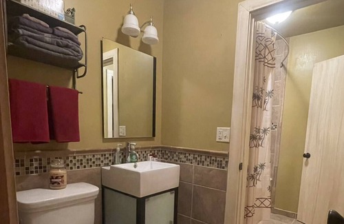La Salle Appartement | Casa Mia Apartment 10 miles from starved rock