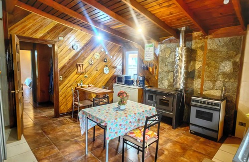 Lican Ray Maison | Casa Mila family house central and steps from the lake