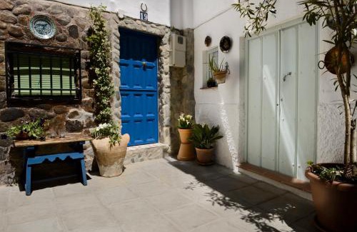 Guejar Sierra Maison | Casa Mona- Andalucian mountain village getaway