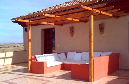Montecarotto Appartement | Casa-Montale 1 / 5Terrazza, maison de campagne typique, gr. Piscine, isolé, vue panoramique