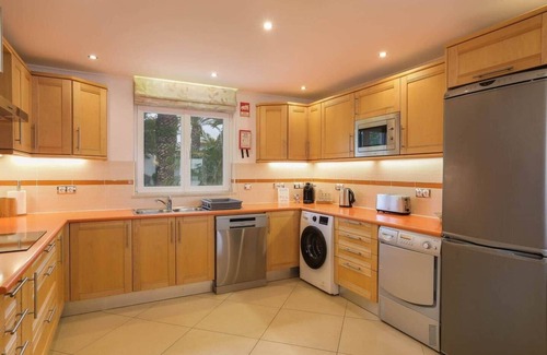 Funchal Villa | Casa Monte Cristo Too - Panoramic Algarve Luxury