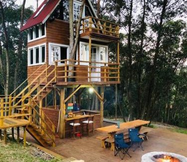 Imarui Chalet De Ski | Casa na árvore perto da praia