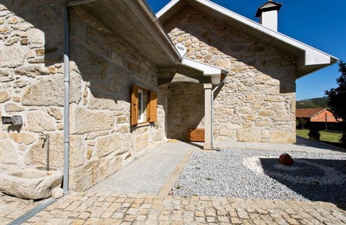 Vale de Cambra Maison | CASA NA ALDEIA / HOUSE IN VILLAGE