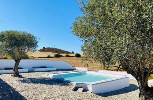 Mertola Maison | Casa na horta, planície alentejana