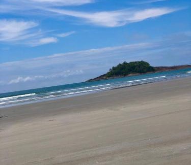 Indaia Maison | Casa na Praia Bertioga