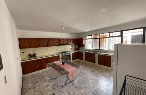 Santa Lucia del Camino Maison | Casa Nana , amplia y tranquila