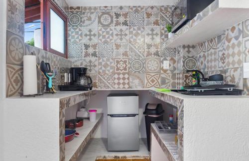 Downtown Cancun Maison | Casa Nance Alojamientos XAMAN HÁ Centro Mercado 28 y ADO Suite Familiar 3 Personas