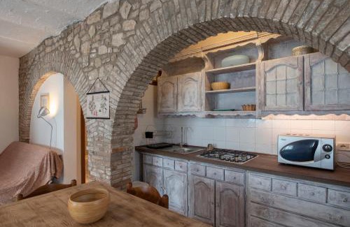Collesanto Appartement | CASA NEL BORGO