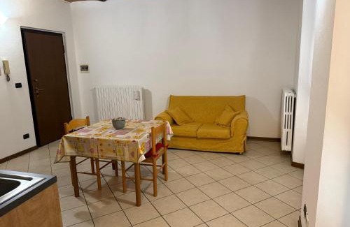 Nizza Monferrato Appartement | Casa nella via maestra