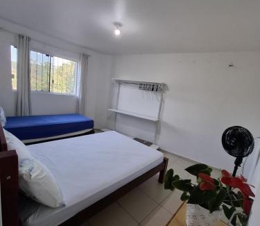 Encantado Appartement | Casa no morro, vista para o Cristo