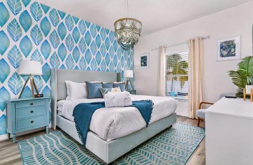 North Hyde Park Maison | Casa Noho in Central Tampa, Hot Tub, Near Hyde Park