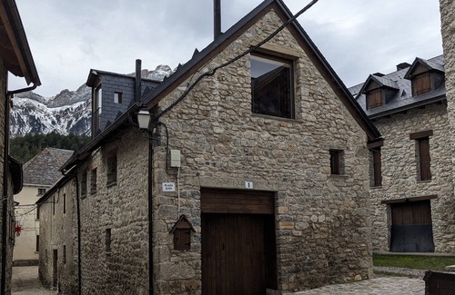 Piedrafita de Jaca Maison | Une maison rurale spéciale et charmante, idéale pour les familles.