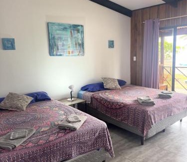 Esterillos Centro Hôtel | Casa Nova at La Escapadita