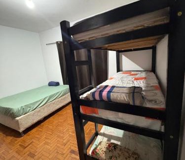 Campinas Maison | Casa Nova Europa 3 quartos para 10 solteiros