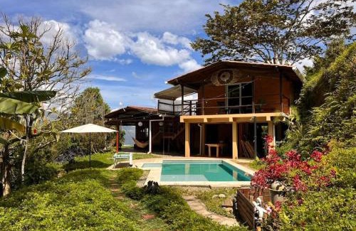 Girardota Maison | Casa Nutabe - Casa de Campo en Girardota cerca a Medellín