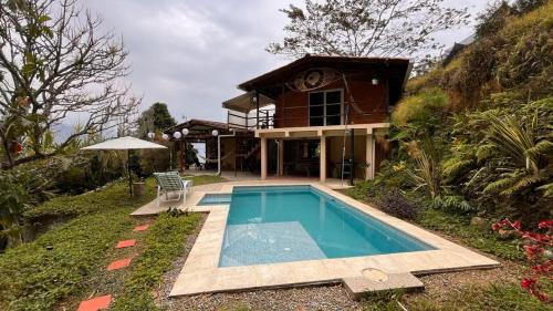 Girardota Maison | Casa Nutabe - Casa de Campo en Girardota cerca a Medellín