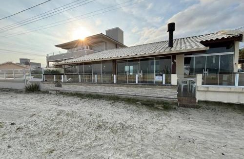 Ponta do Papagaio Maison | Casa Ocean Pé na areia