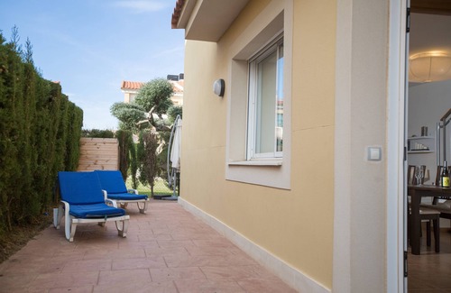 Miami Platja Appartement | Ocean House, à 50 mètres de la plage. Piscine, WIFI, A / C. 5 'Cambrils