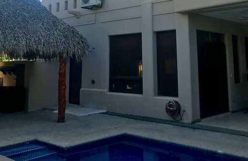 Carara Copropriété | Casa Once - Grand 6 BR Ocean View Casa - Piscine privée - Communauté Beachfront