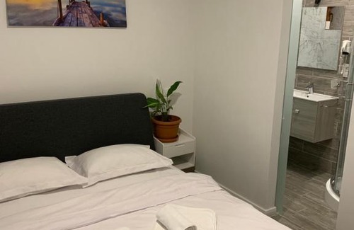 Calimanesti Maison | Casa Optim