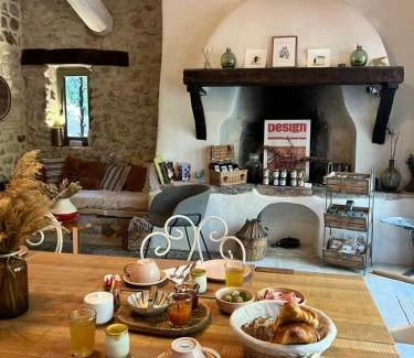 Condorcet Lit Et Petit-Déjeuner | Casa Ostara