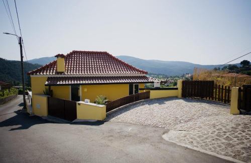 Castelo de Paiva Maison | Casa Pão de Ló Vale S Domingos