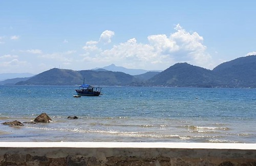 Biscaia Maison | Casa pé na areia em Angra dos Reis