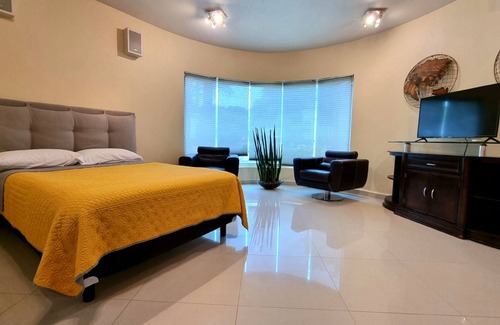 Sumiya Maison | Casa p/ 22 alberca y jacuzzi climatizado y Sauna