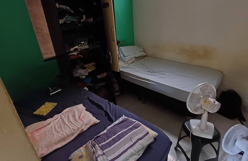 Parafuso Maison | Casa Para Passar a Chuva