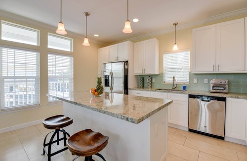 Breezeswept Beach Estates Maison | Casa Palma – Canalfront 3BR Home w/ Dock, Pet Friendly, Near Looe Key Reef