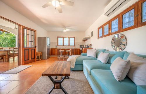 Junquillal Maison | Casa Palma Real