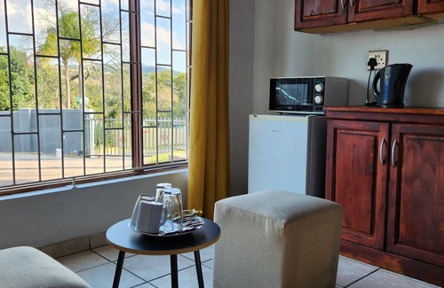 Nelspruit Maison | Casa Palmeira Guesthouse