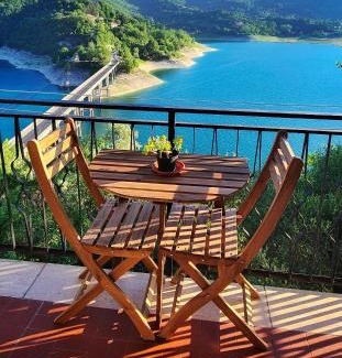 Castel di Tora Maison | Casa panorama vista lago Turano