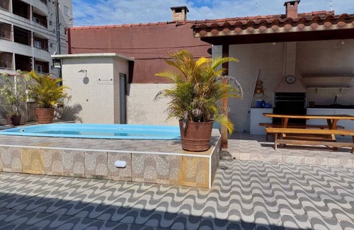 Estufa I Maison | Casa Para Aluguel de Temporada em Ubatuba com Piscina