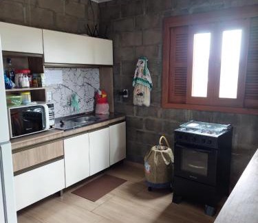 Balneario Arroio do Silva Maison | Casa para temporada em Arroio do Silva a 900m do mar