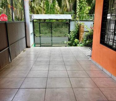 Parrita Maison | Casa Paraiso Tropical