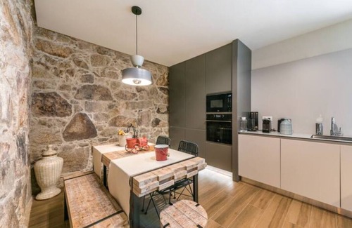 Louredo Appartement | Casa Pelourinho de Louredo with pool