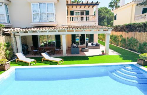 Puig de Ros Maison | Casa Pinsa - Großzügiges mediterran-stilvolles Ferienhaus mit eigenem Pool in Puig de Ros